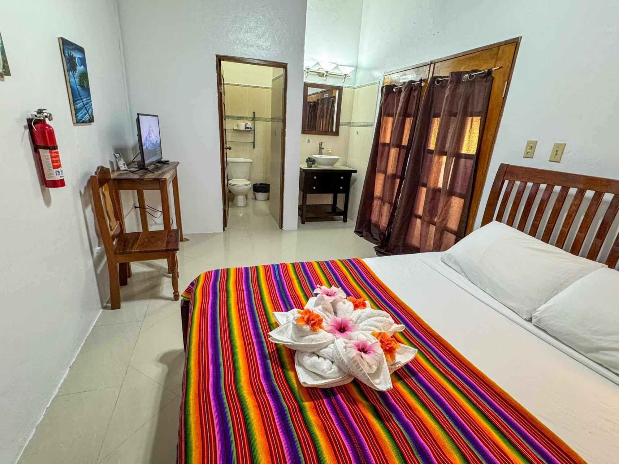 Caribbean Shores Belize ホプキンズ エクステリア 写真